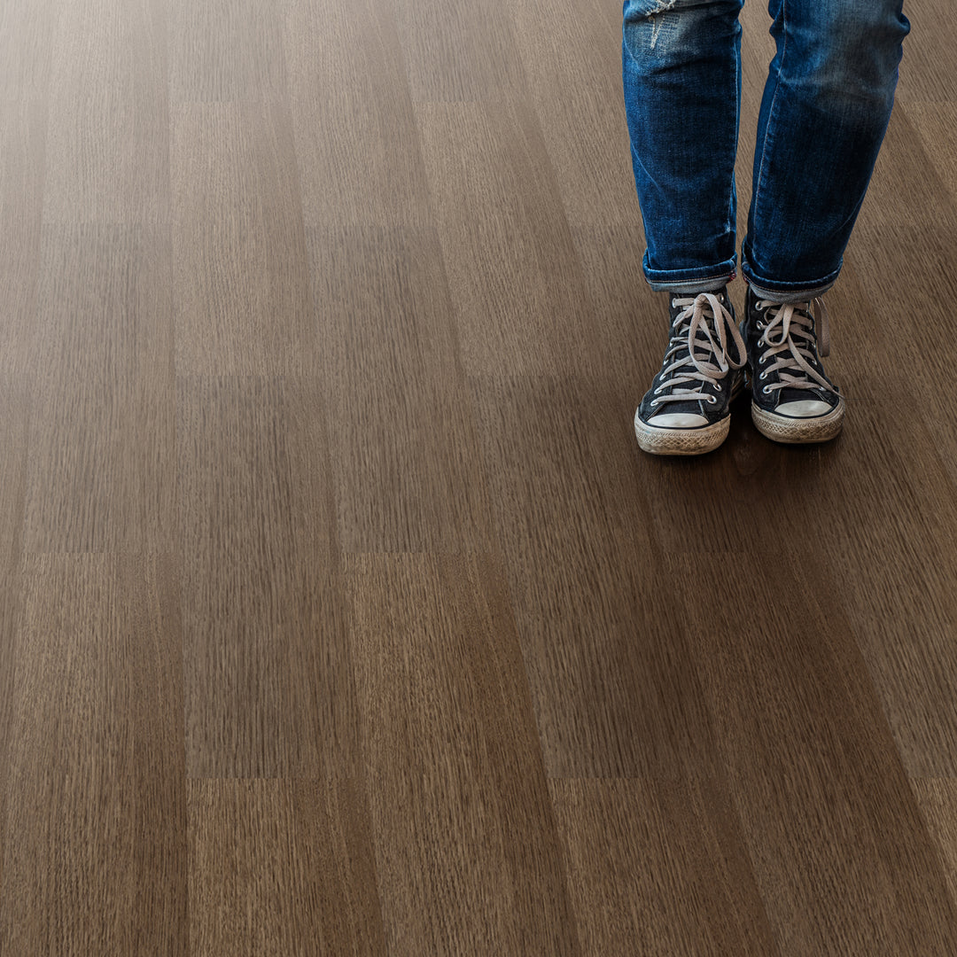 Clear image of reflective floor tiles